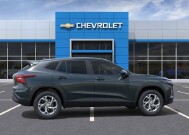 2026 Chevrolet Trax in Burlington, WI 53105 - 18137739 5