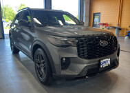 2025 Ford Explorer in Burlington, WI 53105 - 18137749 7