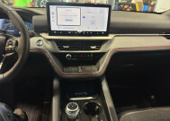 2025 Ford Explorer in Burlington, WI 53105 - 18137749 28