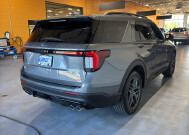 2025 Ford Explorer in Burlington, WI 53105 - 18137749 5