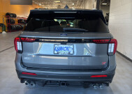 2025 Ford Explorer in Burlington, WI 53105 - 18137749 4