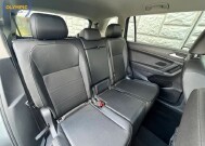 2018 Volkswagen Tiguan in Decatur, GA 30032 - 18137760 43