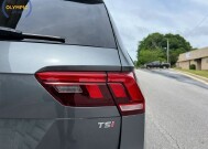 2018 Volkswagen Tiguan in Decatur, GA 30032 - 18137760 17