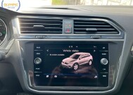 2018 Volkswagen Tiguan in Decatur, GA 30032 - 18137760 32