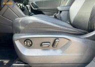 2018 Volkswagen Tiguan in Decatur, GA 30032 - 18137760 38