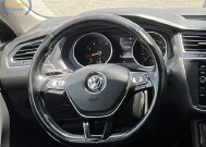 2018 Volkswagen Tiguan in Decatur, GA 30032 - 18137760 23