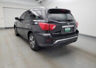 2019 Nissan Pathfinder in Cincinnati, OH 45255 - 18137974 5