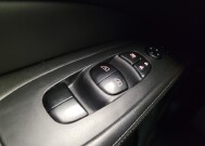 2019 Nissan Pathfinder in Cincinnati, OH 45255 - 18137974 27