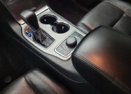 2018 Jeep Grand Cherokee in Grand Rapids, MI 49508 - 18138068 26
