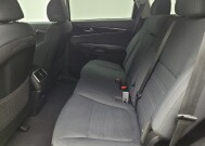 2019 Kia Sorento in Eastpointe, MI 48021 - 18138176 18