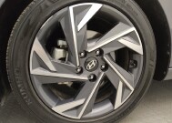 2025 Hyundai Elantra in Lakewood, CO 80215 - 18138401 31