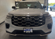 2025 Ford Explorer in Burlington, WI 53105 - 18138468 8
