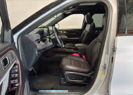 2025 Ford Explorer in Burlington, WI 53105 - 18138468 19