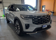 2025 Ford Explorer in Burlington, WI 53105 - 18138468 7
