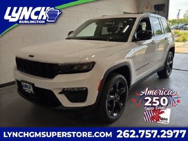 2023 Jeep Grand Cherokee in Burlington, WI 53105