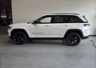 2023 Jeep Grand Cherokee in Burlington, WI 53105 - 18138469 3