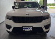 2023 Jeep Grand Cherokee in Burlington, WI 53105 - 18138469 9
