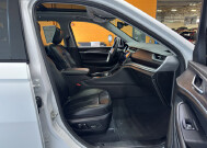 2023 Jeep Grand Cherokee in Burlington, WI 53105 - 18138469 19