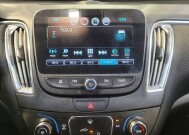 2018 Chevrolet Malibu in Downey, CA 90241 - 18138492 25