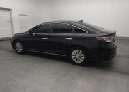 2017 Hyundai Sonata in Mobile, AL 36606 - 18138630 3