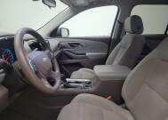 2018 Chevrolet Traverse in Cincinnati, OH 45255 - 18138656 17