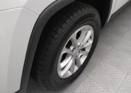 2022 Jeep Grand Cherokee in St. Louis, MO 63136 - 18138682 31