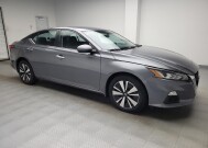 2021 Nissan Altima in Eastpointe, MI 48021 - 18138691 11