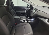 2022 Chevrolet Malibu in Eastpointe, MI 48021 - 18138888 21