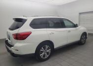 2018 Nissan Pathfinder in Clearwater, FL 33764 - 18138948 10