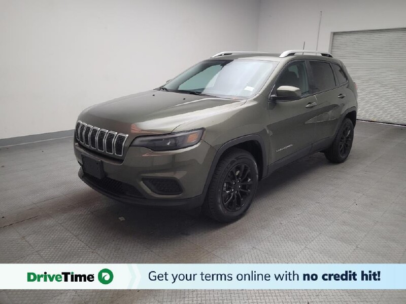 2020 Jeep Cherokee in Downey, CA 90241 - 18138973
