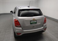 2020 Chevrolet Trax in Lombard, IL 60148 - 18139194 6