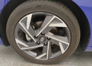 2025 Hyundai Elantra in Charlotte, NC 28273 - 18139219 31