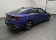2025 Hyundai Elantra in Charlotte, NC 28273 - 18139219 10
