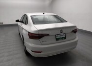 2019 Volkswagen Jetta in Independence, MO 64055 - 18139308 6