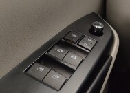 2019 Toyota Highlander in St. Louis, MO 63136 - 18139321 27