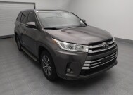 2019 Toyota Highlander in St. Louis, MO 63136 - 18139321 13