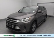 2019 Toyota Highlander in St. Louis, MO 63136 - 18139321 1