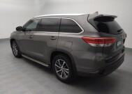 2019 Toyota Highlander in St. Louis, MO 63136 - 18139321 3