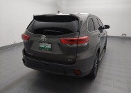 2019 Toyota Highlander in St. Louis, MO 63136 - 18139321 7