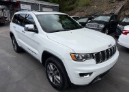 2017 Jeep Grand Cherokee in Pottsville, PA 17901 - 18139394 1