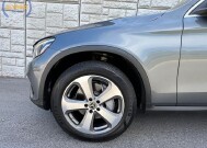2017 Mercedes-Benz GLC 300 in Decatur, GA 30032 - 18139396 9
