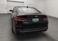2019 Kia Optima in Ocala, FL 34471 - 18139524 6