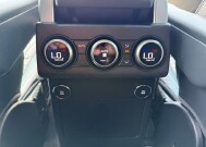 2020 Land Rover Discovery in Knoxville, TN 37920 - 18139765 28