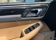 2017 Porsche Macan in Decatur, GA 30032 - 18139803 33
