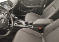 2019 Volkswagen Jetta in Tampa, FL 33612 - 18139930 17