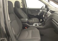 2017 Chevrolet Traverse in Houston, TX 77060 - 18140023 21