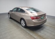 2018 Chevrolet Malibu in Indianapolis, IN 46219 - 18140123 3