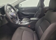 2018 Chevrolet Malibu in Indianapolis, IN 46219 - 18140123 17