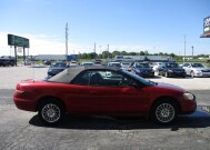 2004 Chrysler Sebring in Oak Grove, MO 64075 - 18140340 4