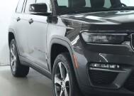 2024 Jeep Grand Cherokee in Bedford, OH 44146 - 18140357 8